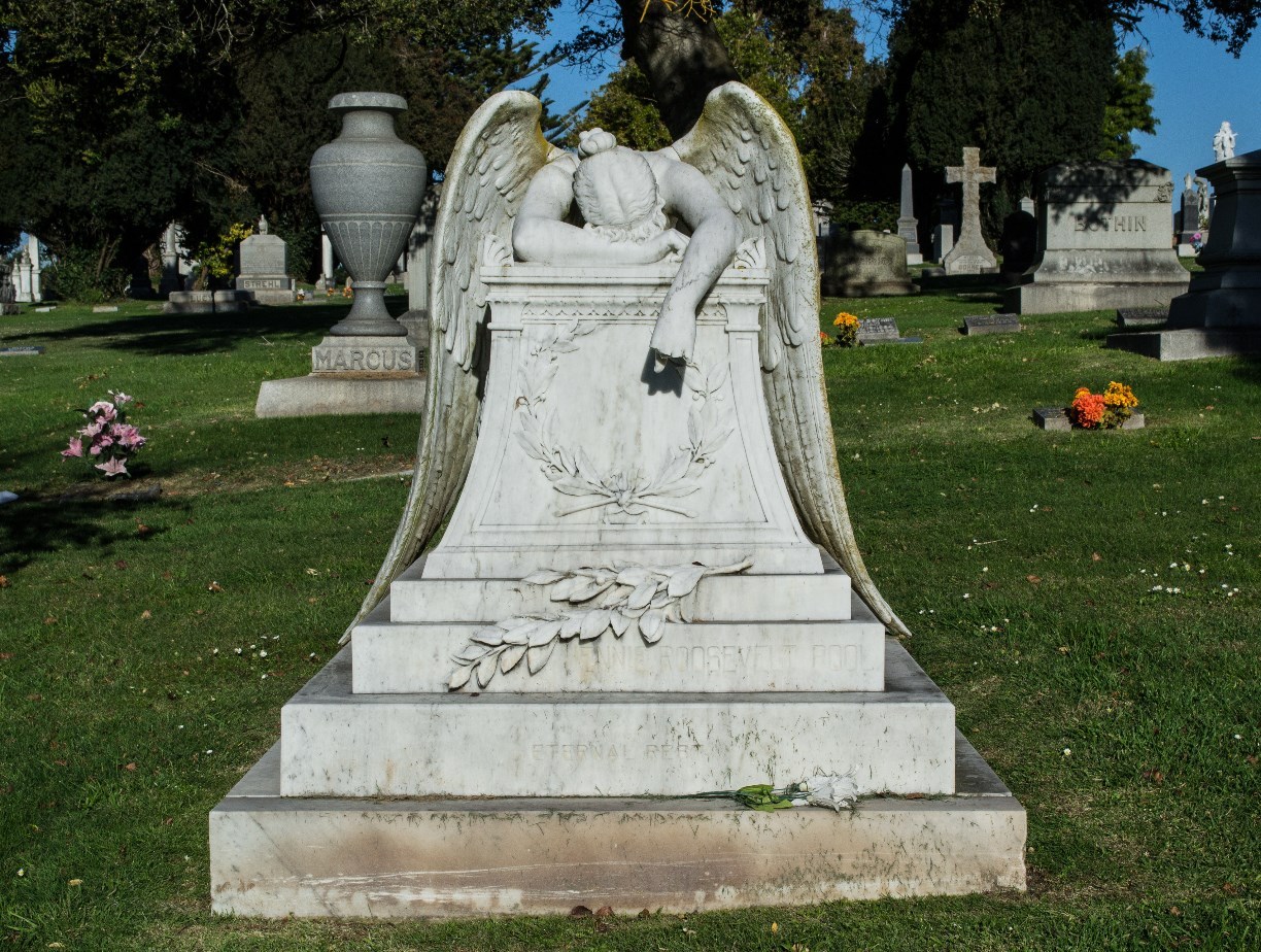 Cypress Lawn Cemetery - Colma